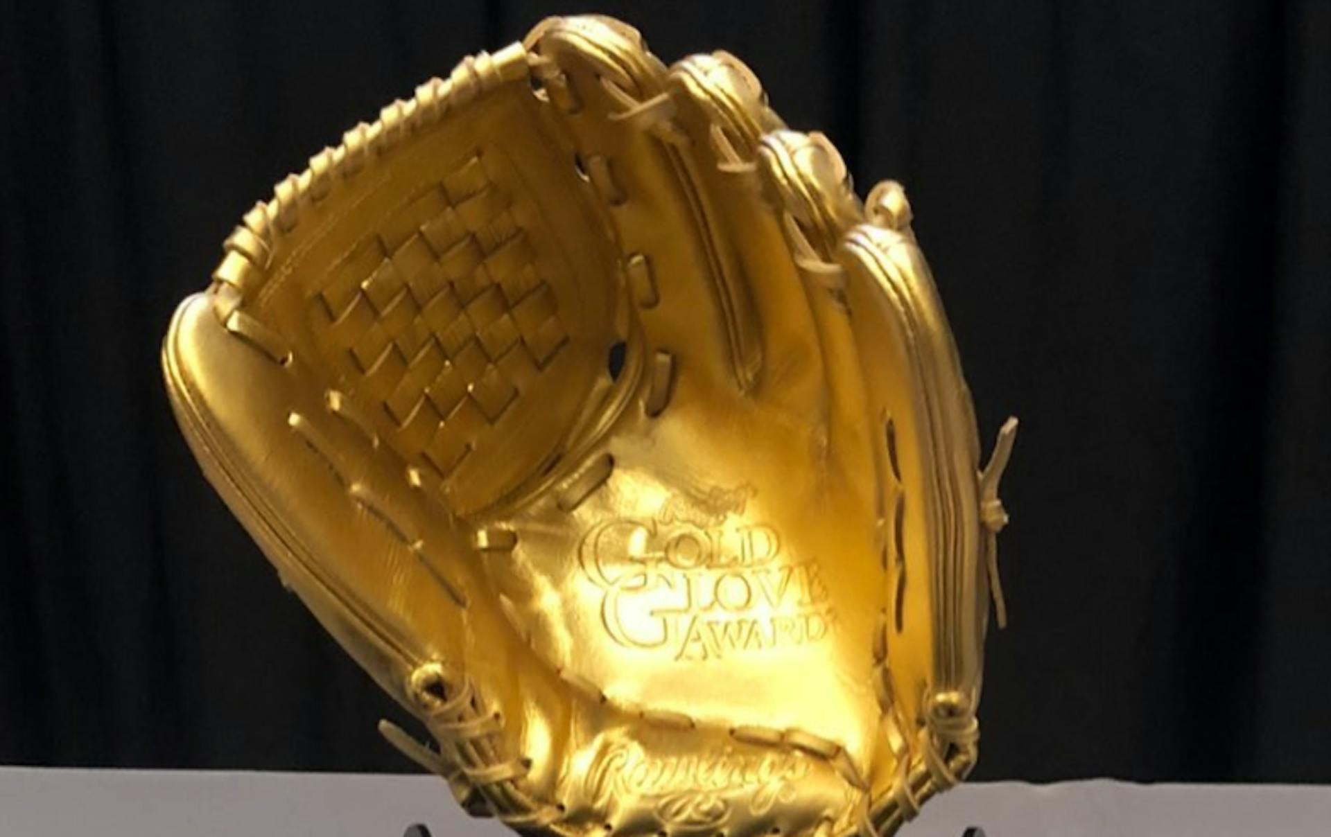Rawlings Gold Glove Award, Learn More & See Winners