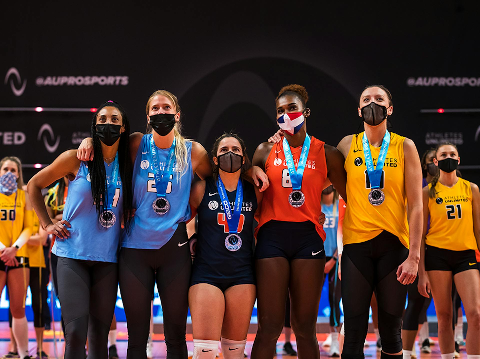 Athletes Unlimited Volleyball Season 1 Winners: Aury Cruz, Brie King, Nomaris Vélez Agosto, Bethania De la Cruz, and Jordan Larson