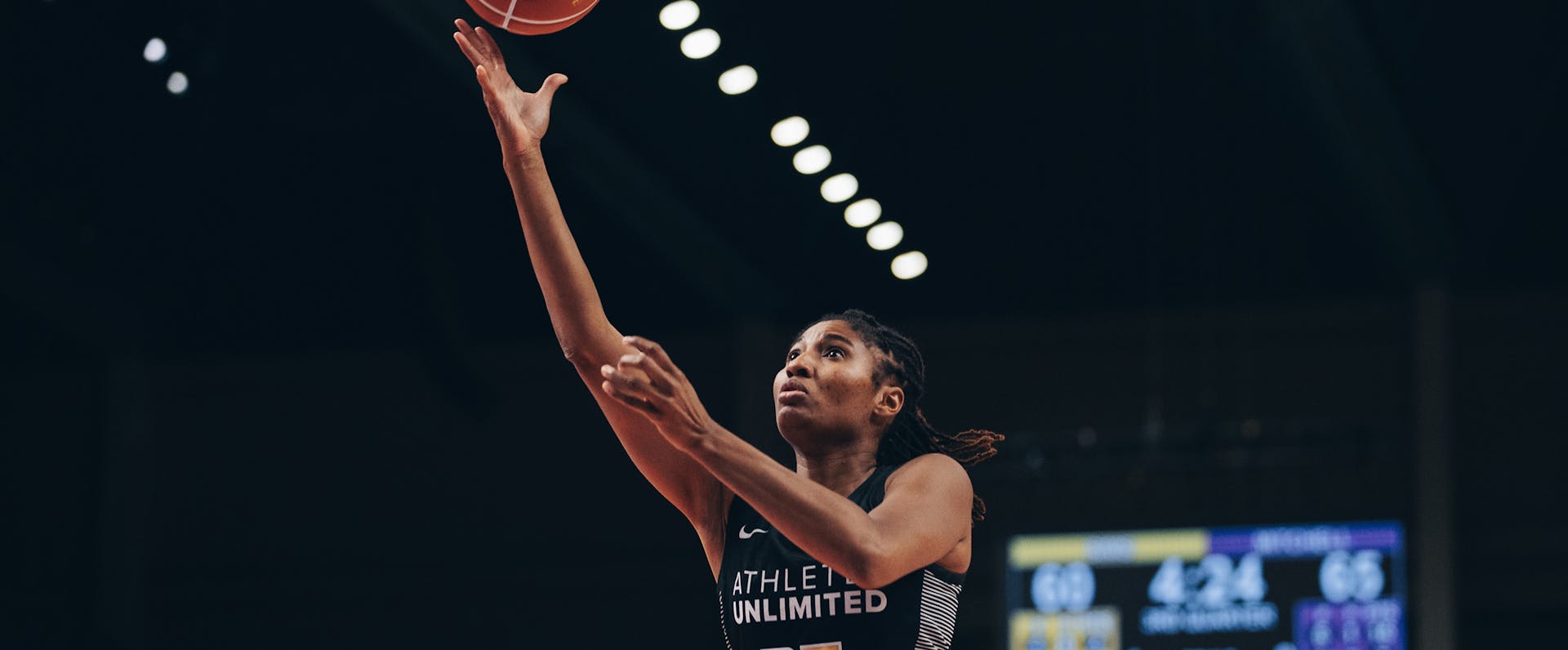 Angel McCoughtry goes for a lay up