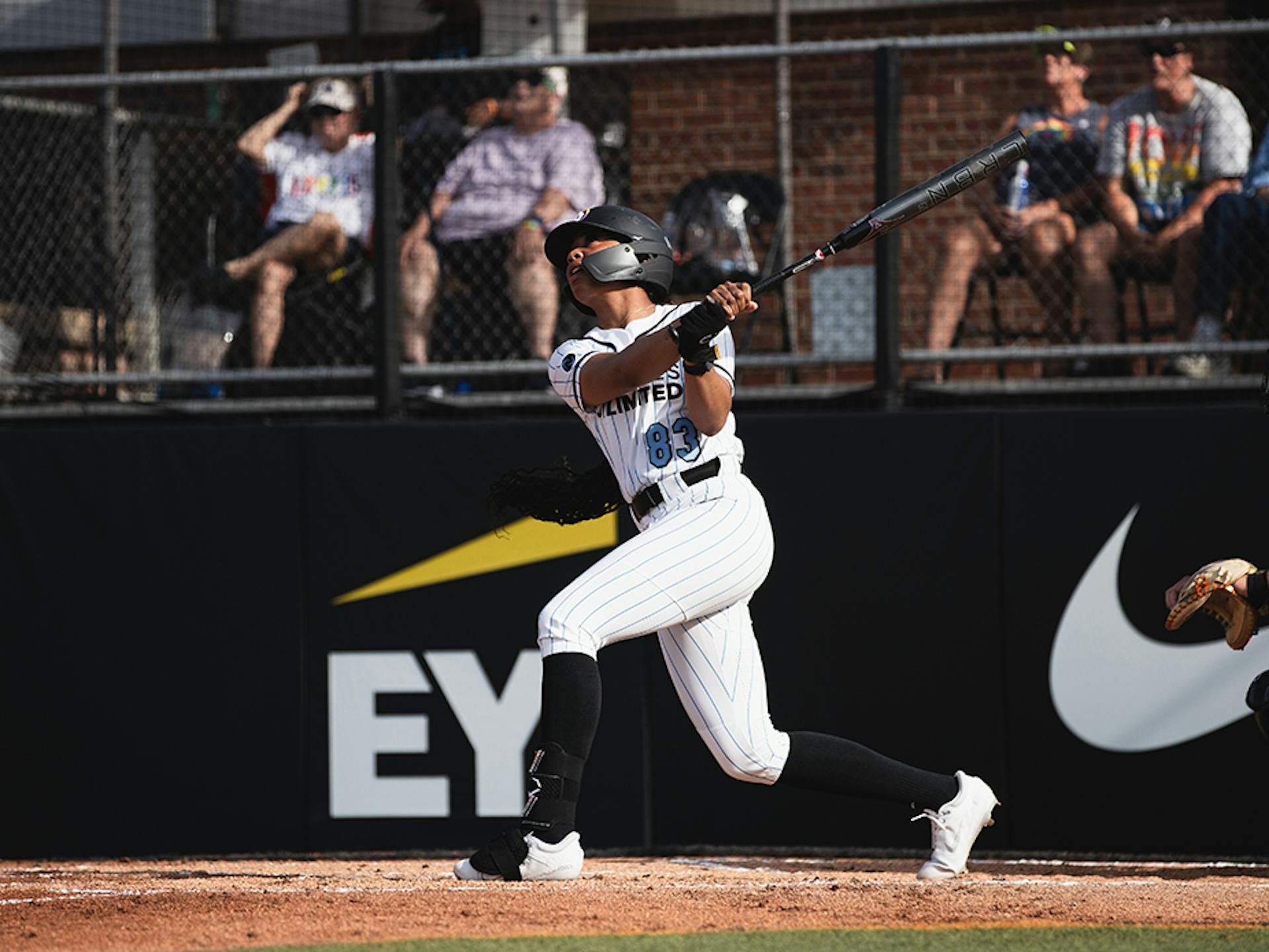 Kalei Harding hits his first professional home run.