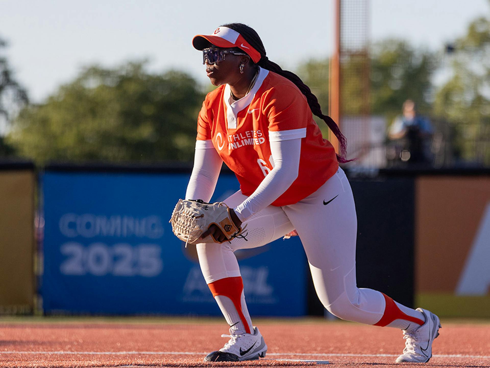 Sarah Willis pitching
