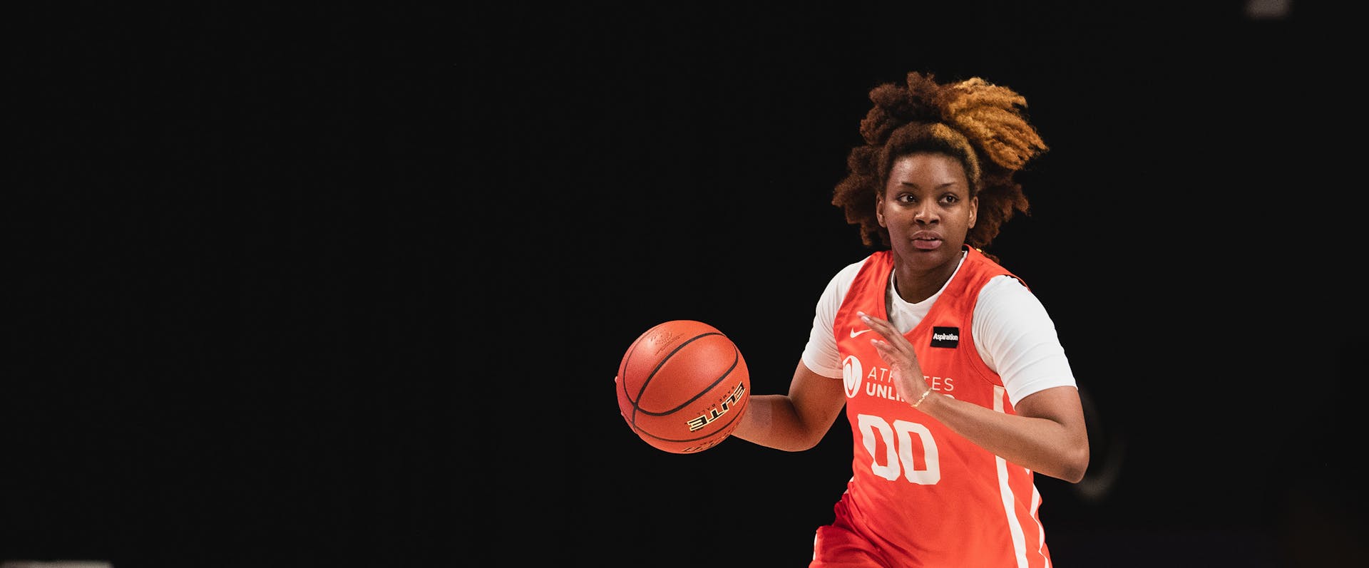 2023 AU Pro Basketball Champion NaLyssa Smith will return to compete in the 2026 season.